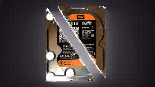 xray-destroyed-backup.jpg harddrive chopped in half